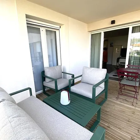 Cozy Renovated Behind Station Apartmán Arcachon